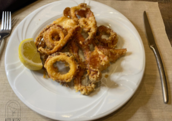 koukos Weinrestaurant frittierter Tintenfisch